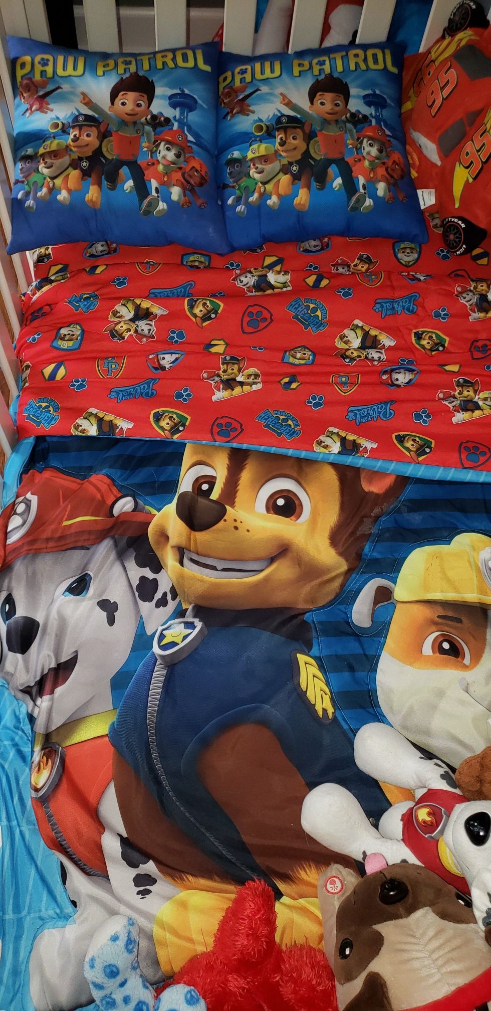 Paw Patrol crib bedding set