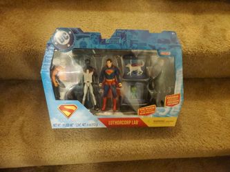DC Comics Superman TRGX Action Figure Set 6" Luthorcorp Lab