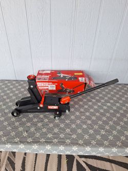 Hydraulic Floor Jack