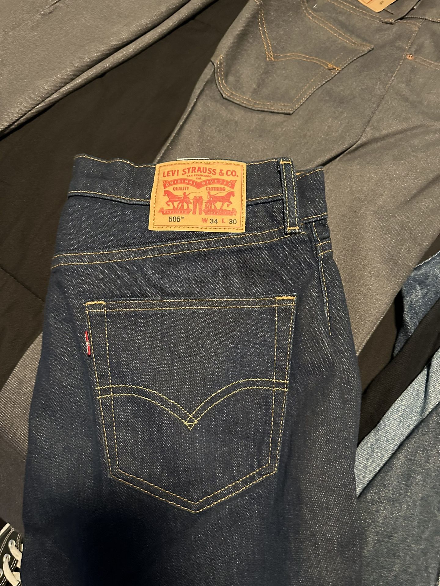 Levis 505’s 34x30