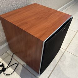 Polk Audio PSW12 powered subwoofer 100 watt RMS 12" woofer