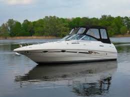 2000 Mariah  Z260. Cabin CRUISER. PRESTINE CONDITION. RUNS LIKE A NEW BOAT. VERY LOW HRS.