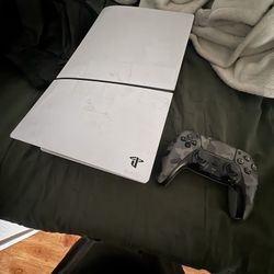PS5 & Controller