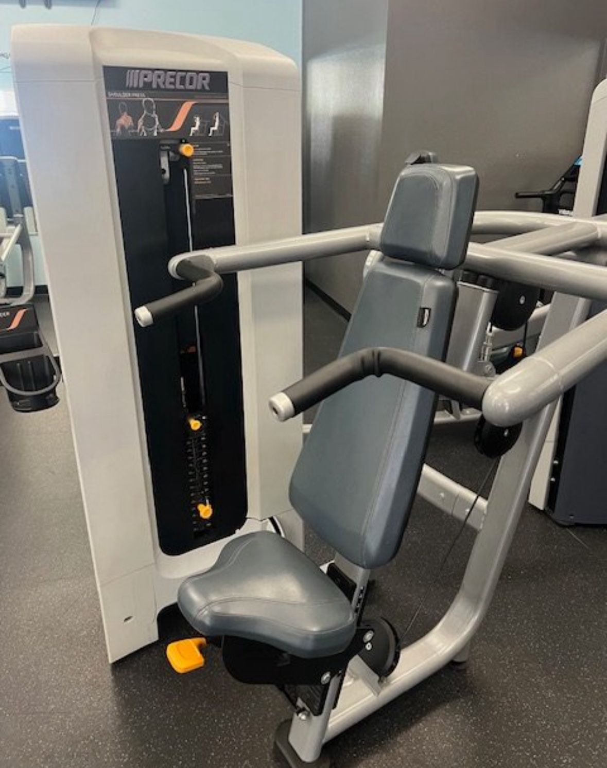 PRECOR C LINE SHOULDER PRESS IN GREAT CONDITION!! READY FOR PICKUP OR DELIVERY!!