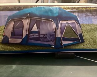 Awesome 10 person instant tent brand new!