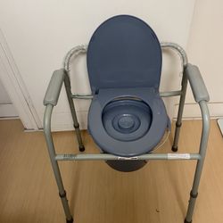 Commode