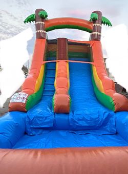 Jumper Water slide