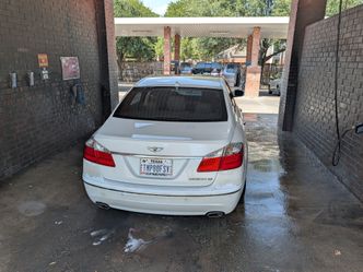 2011 Hyundai Genesis