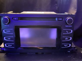 Toyota Highlander Radio Receiver w/ Display Screen Used OEM