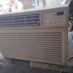 WINDOW A/C UNITS. (2)