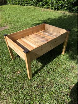 Elevated Cedar Planter Box