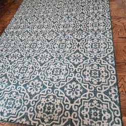 Danica geometric indoor/outdoor area rug