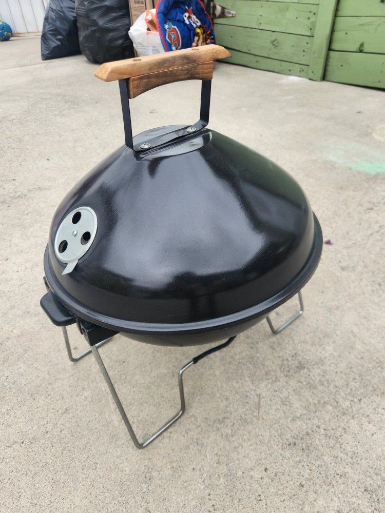 Mini BBQ Grill (Clean)