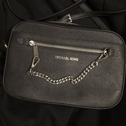 Micheal Kors Black Clutch Bag