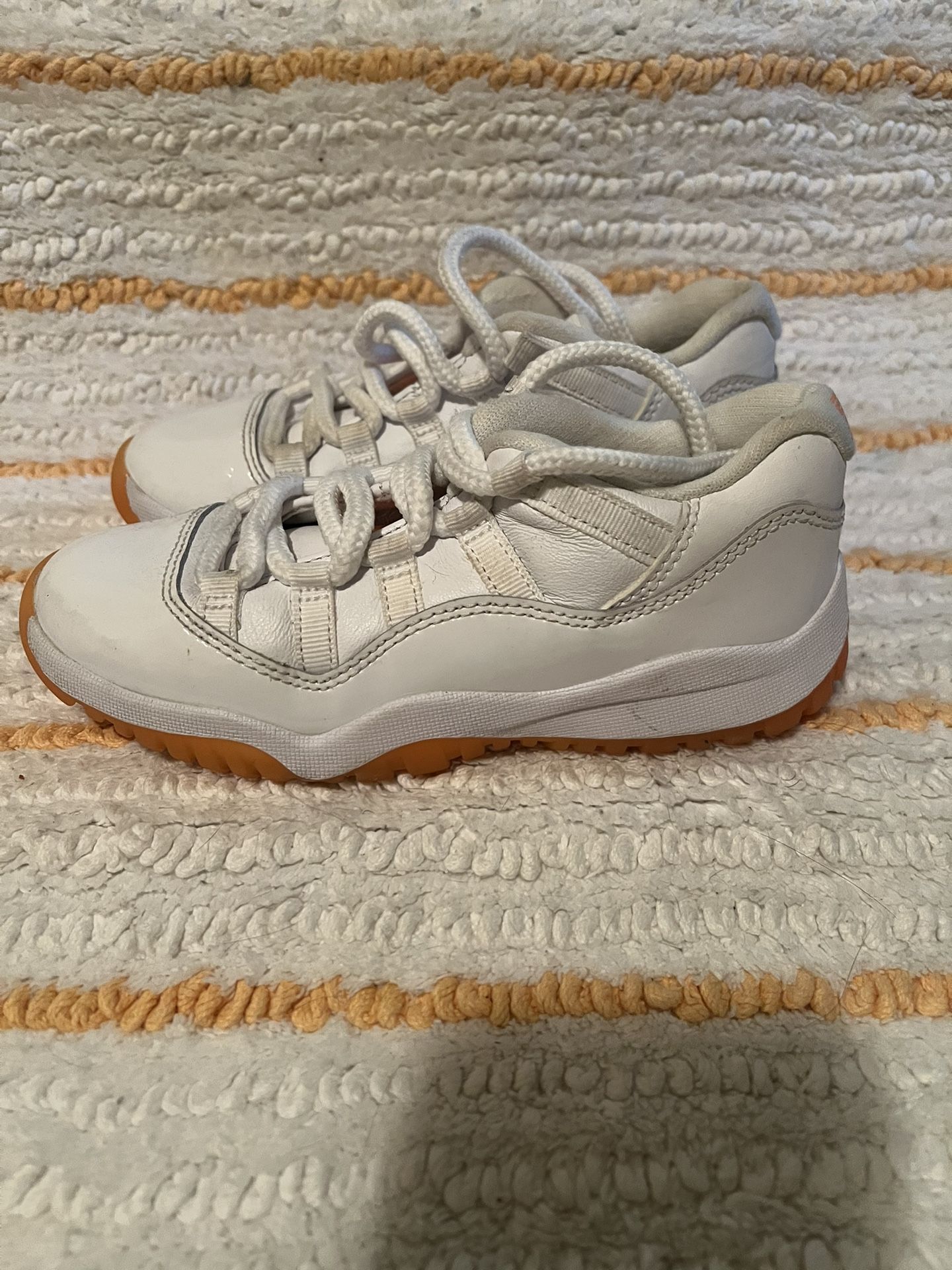 Nike Jordan 11 Retro Low PS White Bright Citrus ( Size 13 c