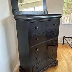 Six-Drawer Dresser and Six-Drawer Chest