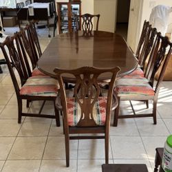 Vintage Mahogany Wood Dining Table with Chairs