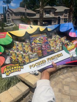 Focused Fighters Ascended Heroes Pokemon Box