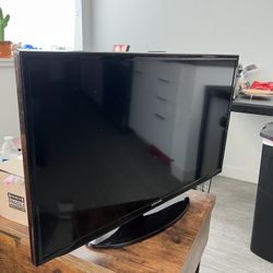 Samsung 32 Inches TV