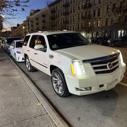 2011 Cadillac Escalade