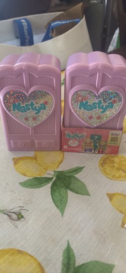 Nastya 12 styles to collect figurines