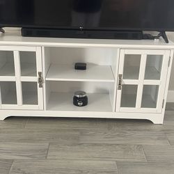 White TV Stand / Media Console – INCLUDES TV - Excellent Condition