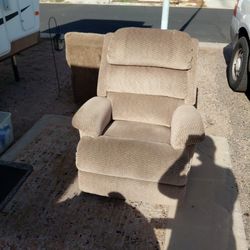 Lazy Boy Rocker Recliner PICKUP ONLY 