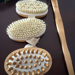 Natural Bamboo Body Brush