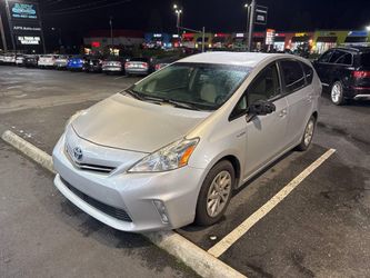 2014 Toyota Prius v
