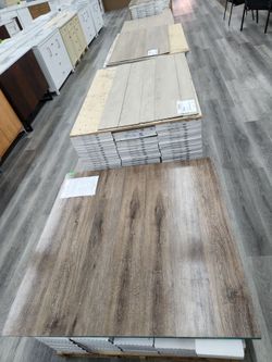 Wood-Look Laminate Flooring Planks