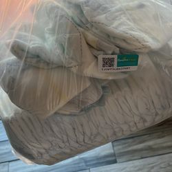 Pampers