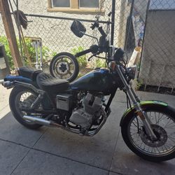1986 Honda Revelde 250 Custom Paint 