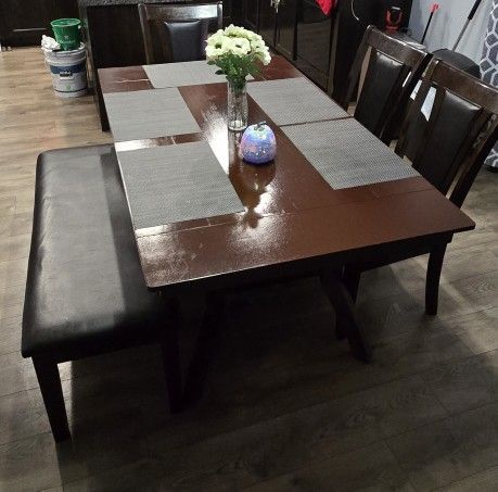 Kitchen Table Fits 6 To 7 People 
