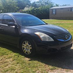 Nissan Altima 2012 2.5 4,300 Or Best Offer Heading To Texas ASAP  My Brother Went Into Cardiac Arrest And I Gotta Go As Quick As Possible 