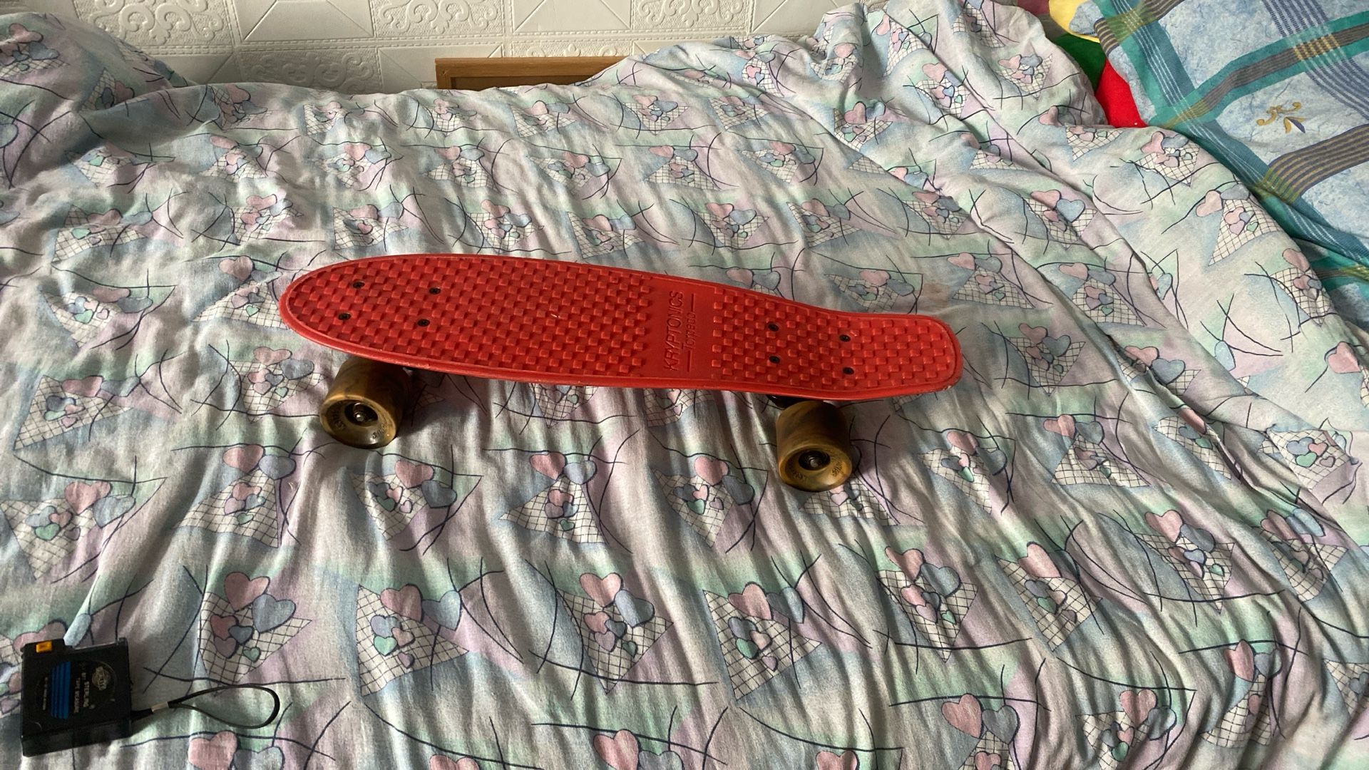 Kryptonics 1965 Style Classic Torpedo Skateboard 22" Red with Metal Trucks Swirl