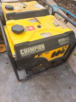 Champion 5000W / 6250W Portable Gas Generator