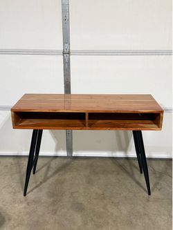 Console/entry/study table