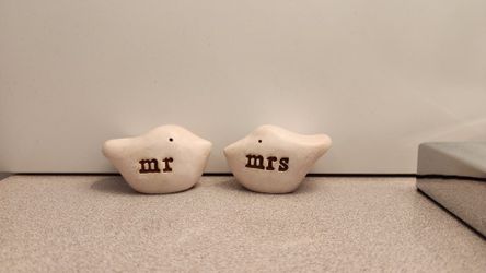 PRICE REDUCTION - Mr & Mrs Love Birds - Cake Topper or Decor