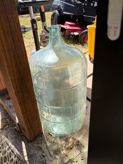 6 gallon glass carboy jug