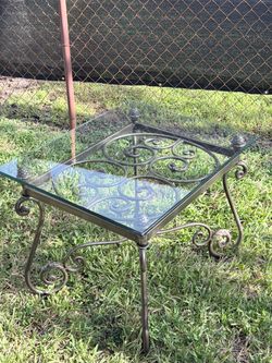 Coffee table and 2 end tables