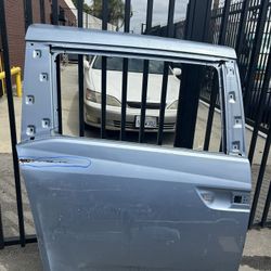 2011-2017 Honda Odyssey Sliding Door Right Side