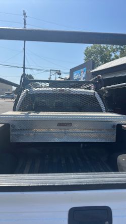 Toolbox for truck