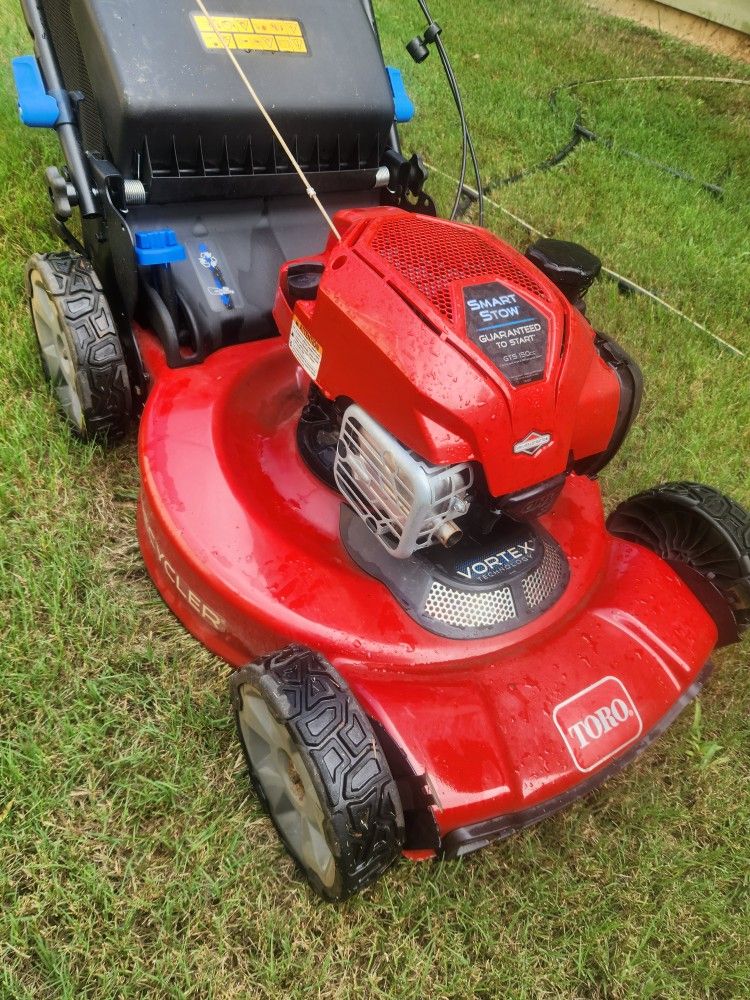 Toro Personal Pace MOWER