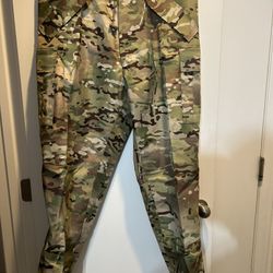 Camo Outdoor Hunting Pants Men’s Size Large