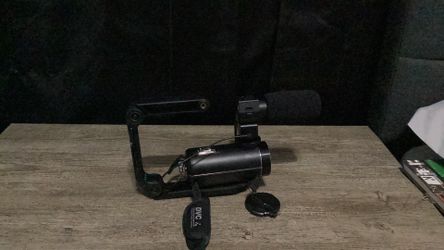 Dvc ir 4k ultra camera with adjustable microphone
