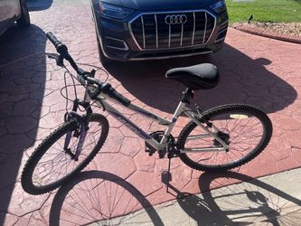 Huffy women’s mountain bike