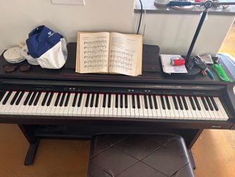 Standing keyboard piano