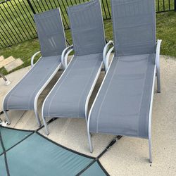3 OUTDOOR POOL LOUNGE DECK CHAISE CHAIRS