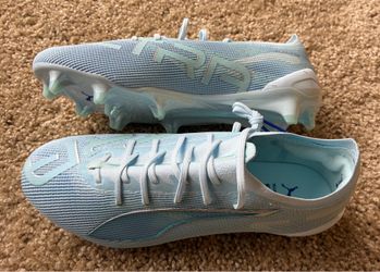 Puma ultra 5 ultimate soccer Cleats football boots women size 9 men size 7.5