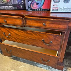 🤩🤩Cajonera Madera Sólida 💚buenas Condiciones 